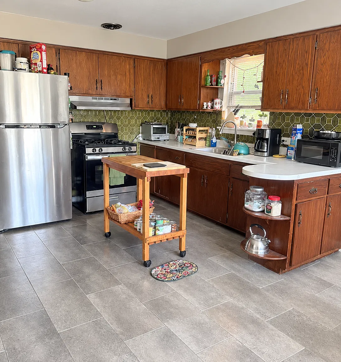 2 bed, 900 sqft, $1,850 — Photo 1