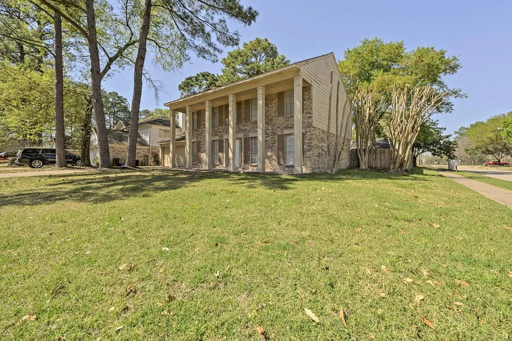 11402 Sky Way St. — Photo 2