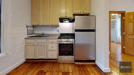 Rented by Bond New York