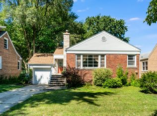 9112 S Sproat Ave, Oak Lawn, IL 60453