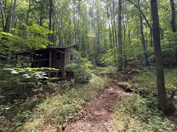 Trentham Rd, Newport, TN 37821