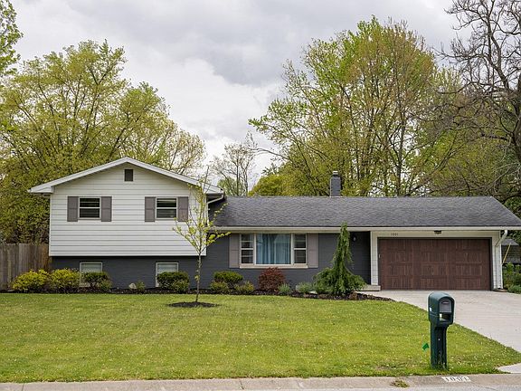 4th image of 1001 Lawndale Dr