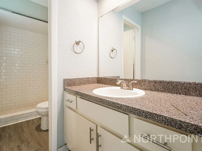 3426 Hacienda Dr — Photo 12