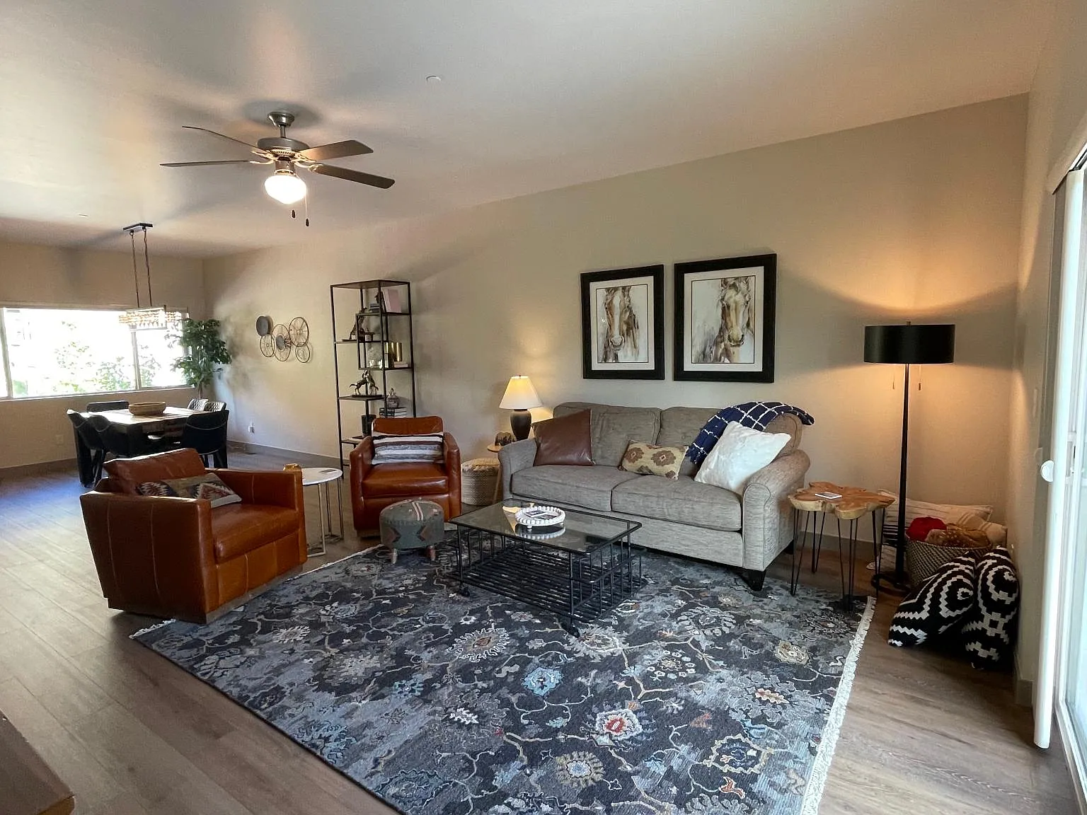 3 bed, 1897 sqft, $3,600 — Photo 2
