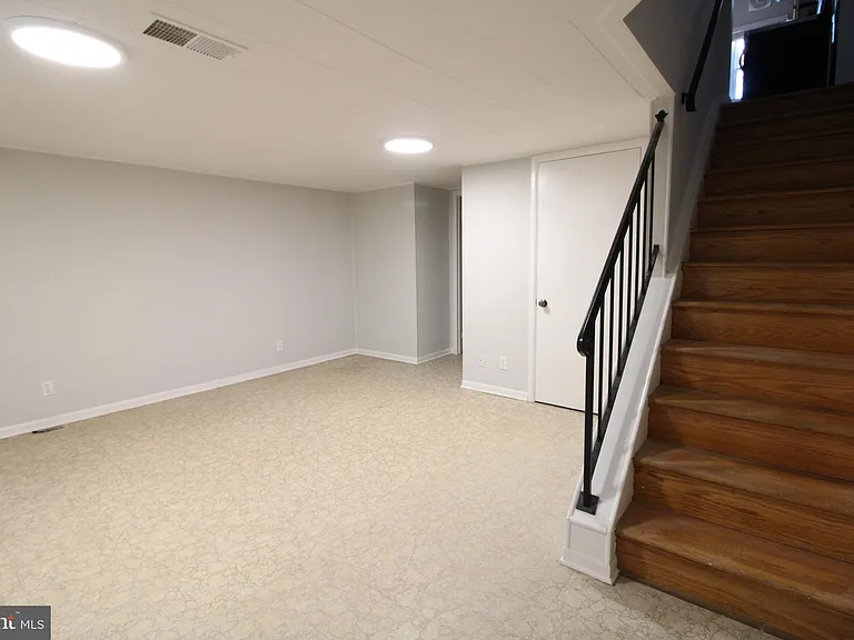 3339 S Stafford St — Photo 18