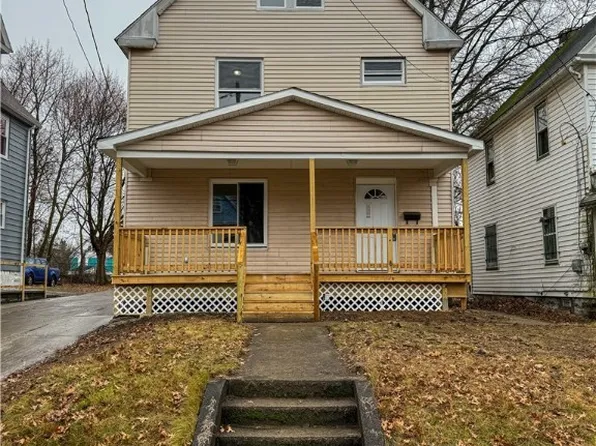 1041 Mercer St, Youngstown, OH 44502