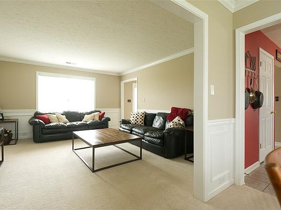 5th image of 925 Jouett Creek Dr