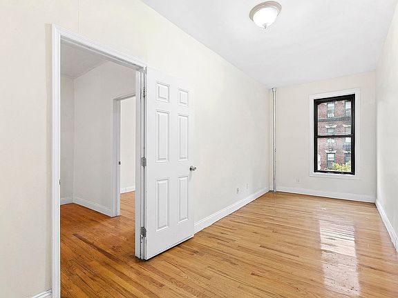 4th image of 505 W 122nd St APT 53