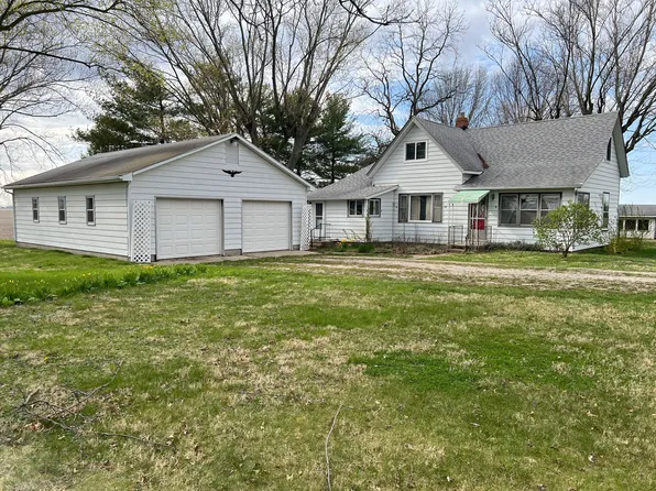 (undisclosed Address), New Ross, IN 47968