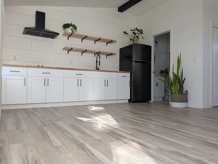 8420 Highwood Dr — Photo 11