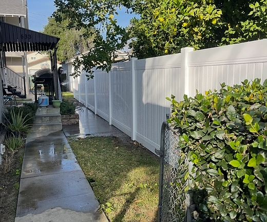 5th image of 633 W 7th St Unit 635