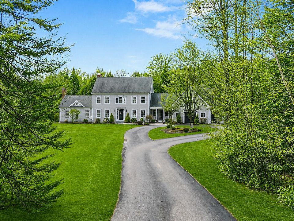 1st image of 23 Porcupine Ridge Way