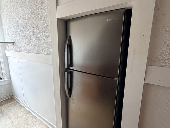 5th image of 325 Elmwood Ave Floor 3