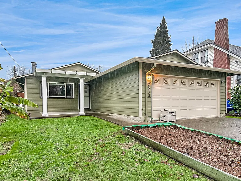 2533 N Willamette Blvd — Photo 3