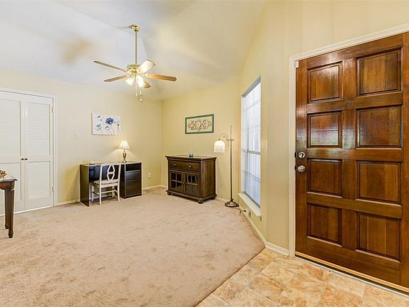 5th image of 10903 Dogwood Dr