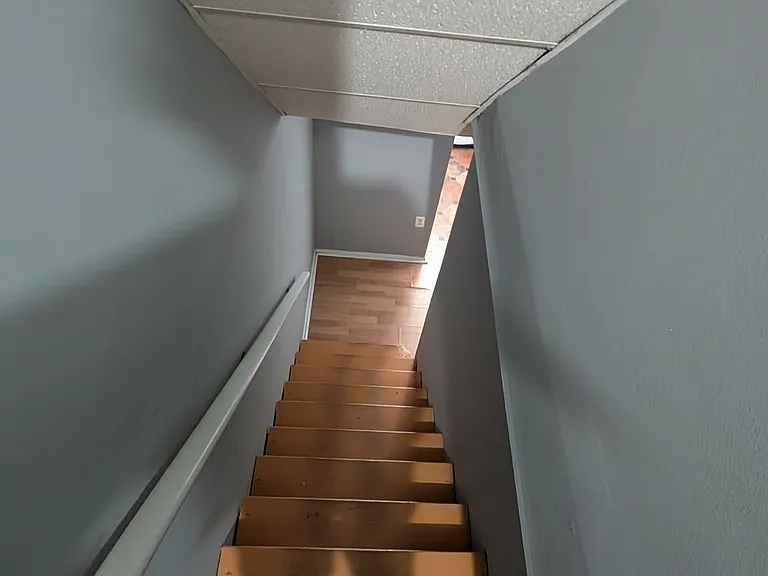 2849 S Randolph St — Photo 12