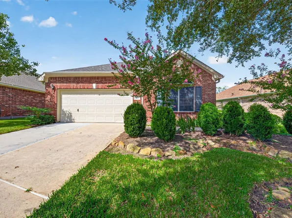 1407 Capri Place Ln, Pearland, TX 77581
