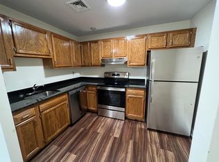 367 Woonasquatucket Ave APT 7, North Providence, RI 02911