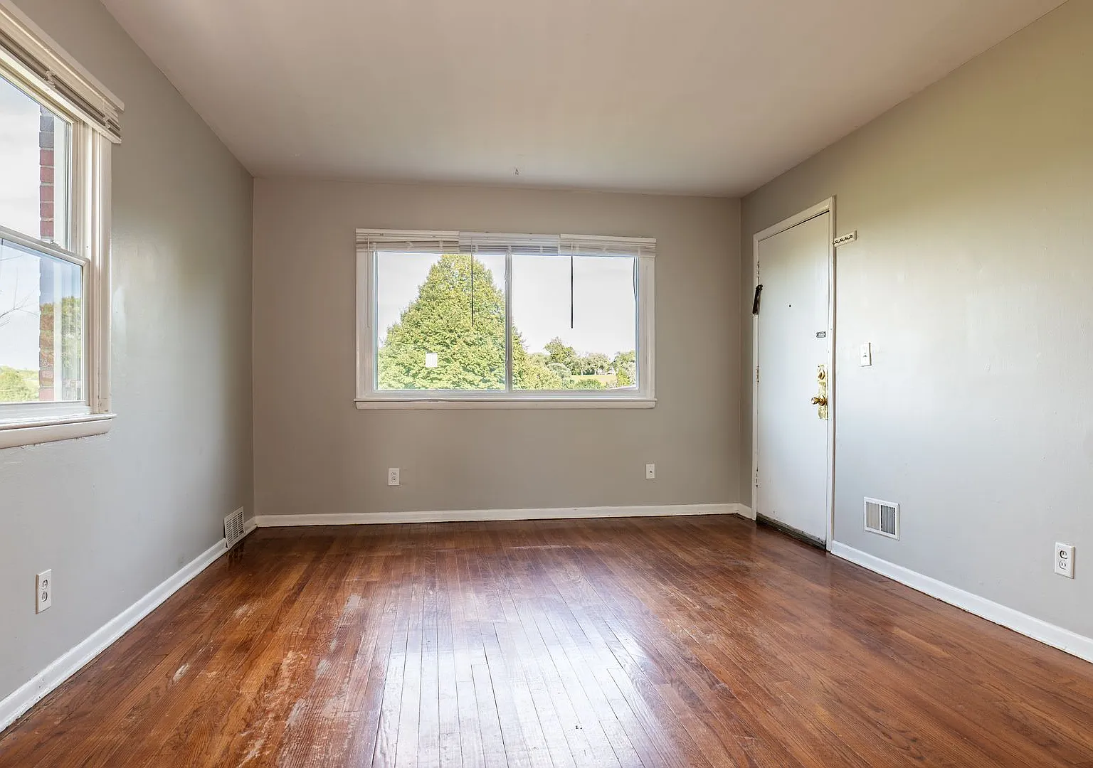 4112 N 48th Street — Photo 3