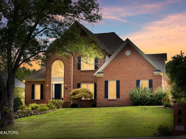 12151 Brookstone Dr, Knoxville, TN 37934