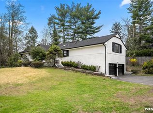 7 Wierimus Ln, Hillsdale, NJ 07642