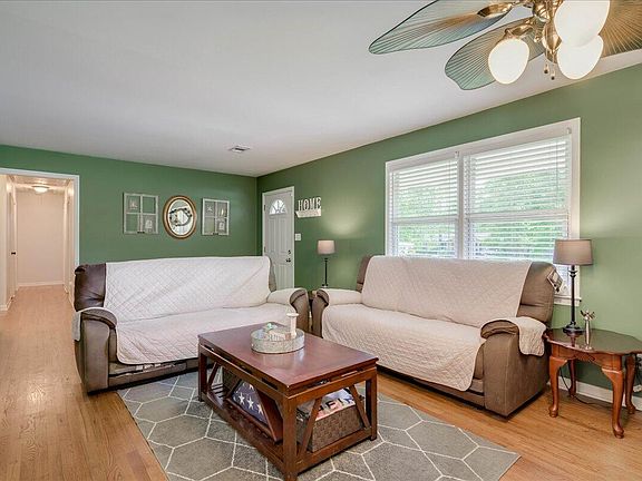 2nd image of 216 Pecan Drive