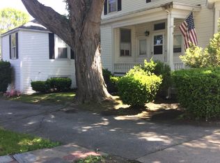 115 Bradford St FL 1ST, Bristol, RI 02809