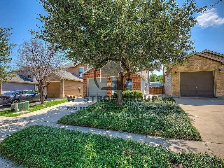 10721 Deauville Dr — Photo 5