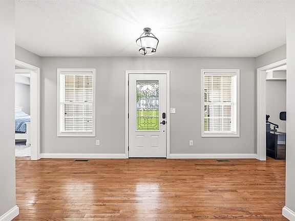 3rd image of 2368 Noah Bledsoe Rd