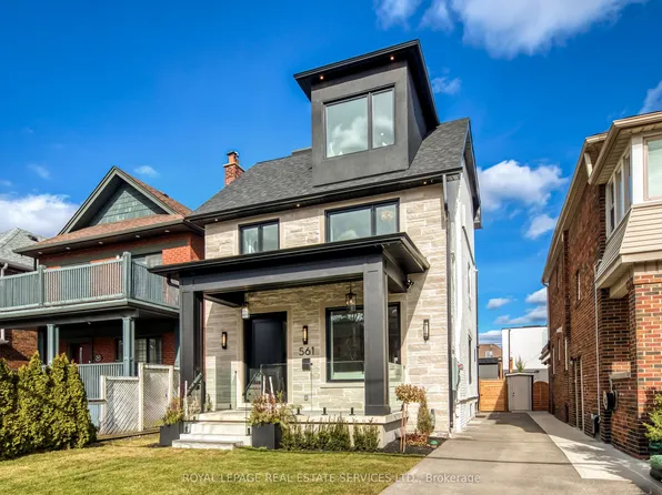 561 Durie St, Toronto, ON M6S 3H2