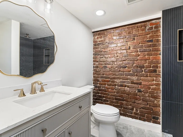 400 W Magnolia Ave #105 — Photo 13