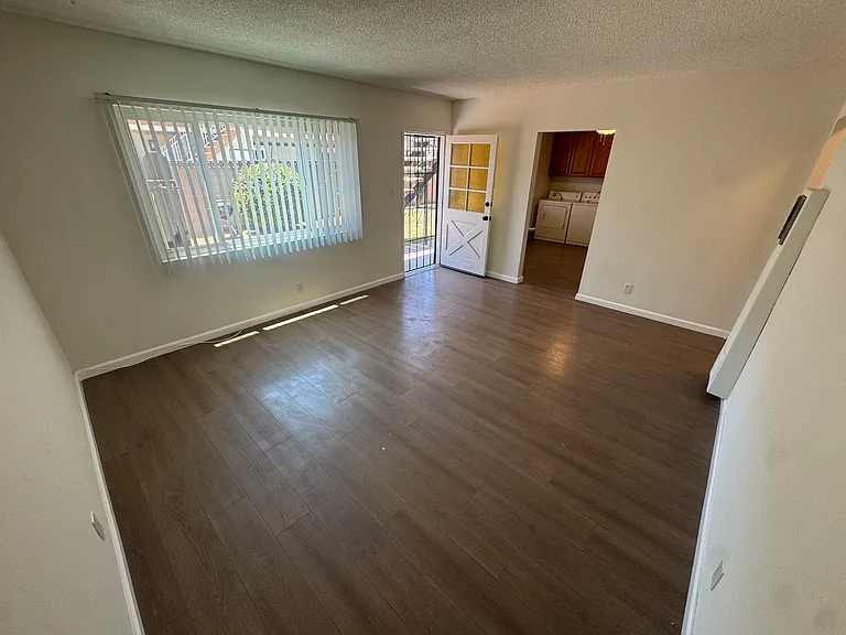 1713 Park Ave #1 — Photo 11
