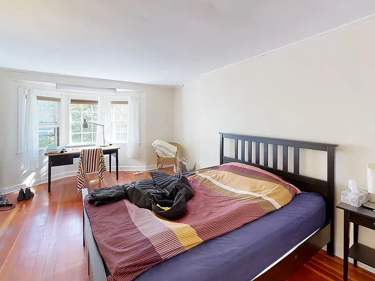 33 Portsmouth St #1R — Photo 4