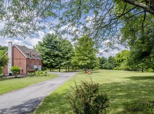 2445 Fox Run, Riegelsville, PA 18077