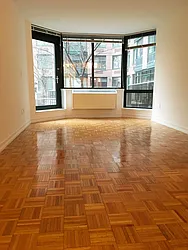 Rented by LL Real Estate Services