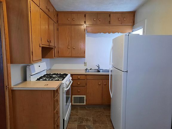 4th image of 1605 S 12th St #1
