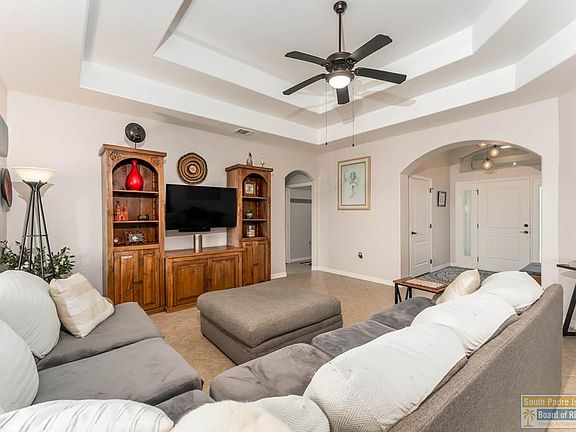 5th image of 80 Torrey Pines Dr