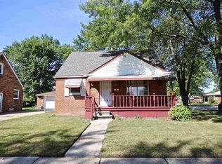 25303 Ford St, Roseville, MI