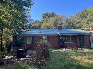 6140 Pine Top Rd, Henderson, TN 38340