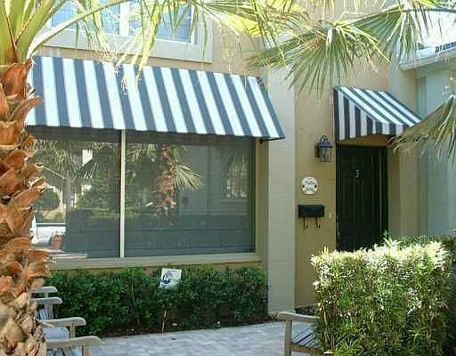 901 E. Pine Street