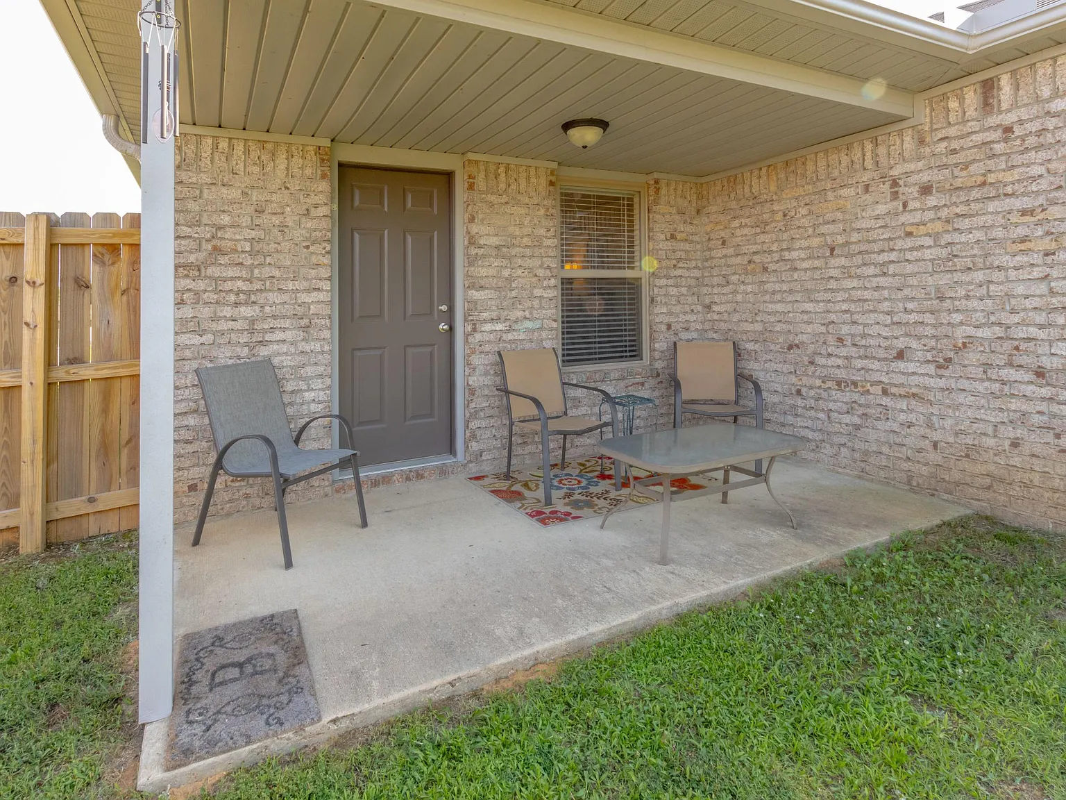 3 bed, 1412 sqft, $2,250 — Photo 3