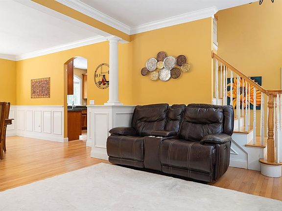 5th image of 2 Saint Josephs Way