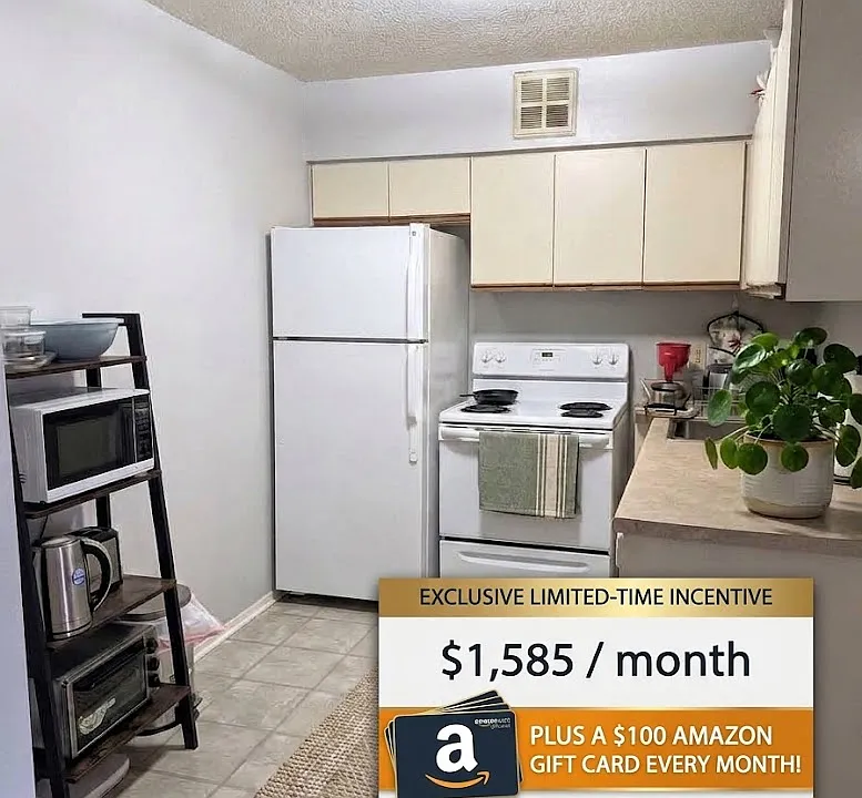 15 Jacksway Cres #301