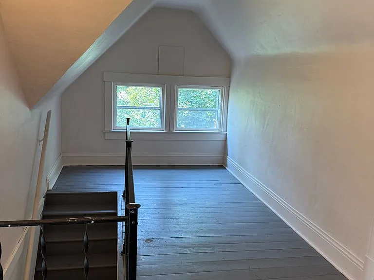 23216 Bergen Rd — Photo 5