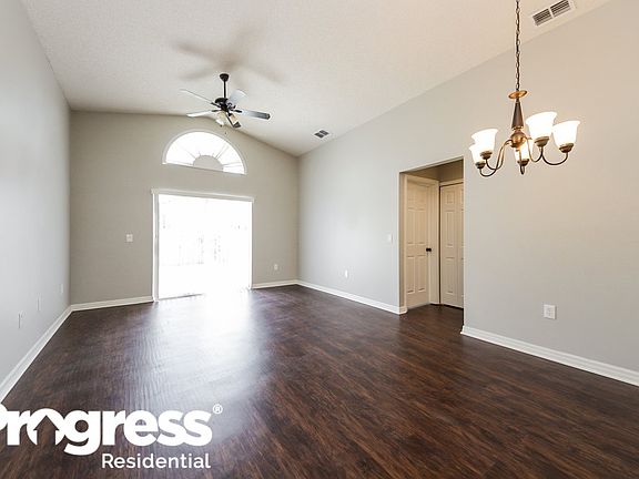 5th image of 3286 Fairfield Dr