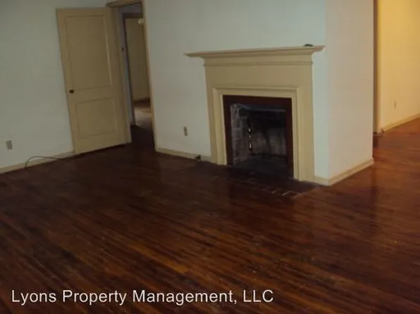 703 W Alden Ave, Valdosta, GA 31602