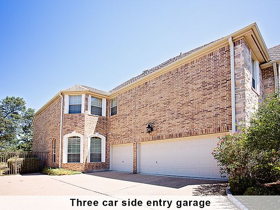 2nd image of 15120 Sunningdale St