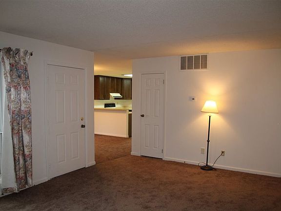 4th image of 620 Francis Avenue Ct