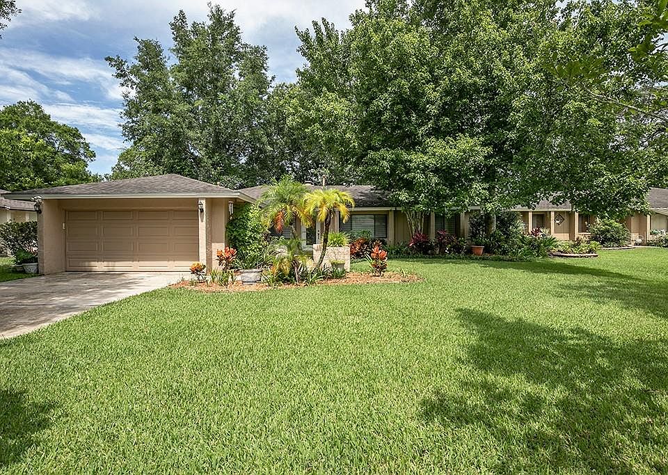 1st image of 703 Aberdeen Ct