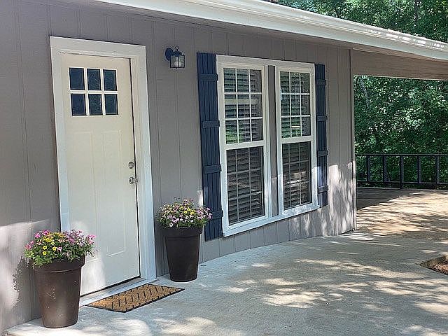 1st image of 27 Grisham Cir
